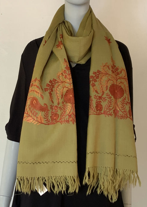 Hand Embroidered Aari Tari Point Border